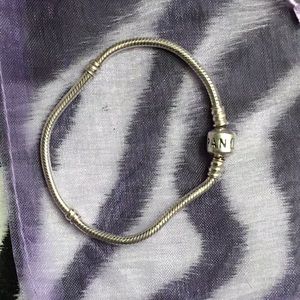 Serling silver pandora bracelet 925 ALE 6.5in